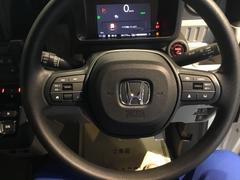 ��ˤʤ��ॹ�ƥ���󥰤Ǥ������ƥ���󥰤α�¦�ˤϥ��롼������ȥ����롢��¦�������ǥ�����⥳�󥹥��å��Ǥ����긵�����Ǥ���Τ������Ǥ��� 3