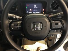 ��ˤʤ��ॹ�ƥ���󥰤Ǥ������ƥ���󥰤α�¦�ˤϥ��롼������ȥ����롢��¦�������ǥ�����⥳�󥹥��å��Ǥ����긵�����Ǥ���Τ������Ǥ��� 3