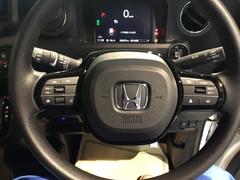 ��ˤʤ��ॹ�ƥ���󥰤Ǥ������ƥ���󥰤α�¦�ˤϥ��롼������ȥ����롢��¦�������ǥ�����⥳�󥹥��å��Ǥ����긵�����Ǥ���Τ������Ǥ��� 3