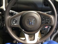 ��ˤʤ��ॹ�ƥ���󥰤Ǥ������ƥ���󥰤α�¦�ˤϥ��롼������ȥ����롢��¦�������ǥ�����⥳�󥹥��å��Ǥ����긵�����Ǥ���Τ������Ǥ��� 3