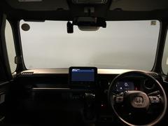 �ե���ȥ��饹���礭�����磻�ɤʻ볦�Ǳ�ž�⤷�䤹���ʤ�褦�����ꤵ��Ƥ��ޤ��� 2