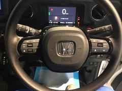 ��ˤʤ��ॹ�ƥ���󥰤Ǥ������ƥ���󥰤α�¦�ˤϥ��롼������ȥ����롢��¦�������ǥ�����⥳�󥹥��å��Ǥ����긵�����Ǥ���Τ������Ǥ��� 3