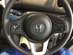 ��ˤʤ��ॹ�ƥ���󥰤Ǥ������ƥ���󥰤α�¦�ˤϥ��롼������ȥ����롢��¦�������ǥ�����⥳�󥹥��å��Ǥ����긵�����Ǥ���Τ������Ǥ��� 3