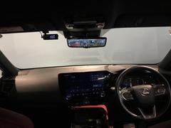 �ե���ȥ��饹���礭�����磻�ɤʻ볦�Ǳ�ž�⤷�䤹���ʤ�褦�����ꤵ��Ƥ��ޤ��� 2