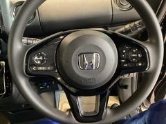 ��ˤʤ��ॹ�ƥ���󥰤Ǥ������ƥ���󥰤α�¦�ˤϥ��롼������ȥ����롢��¦�������ǥ�����⥳�󥹥��å��Ǥ����긵�����Ǥ���Τ������Ǥ��� 3