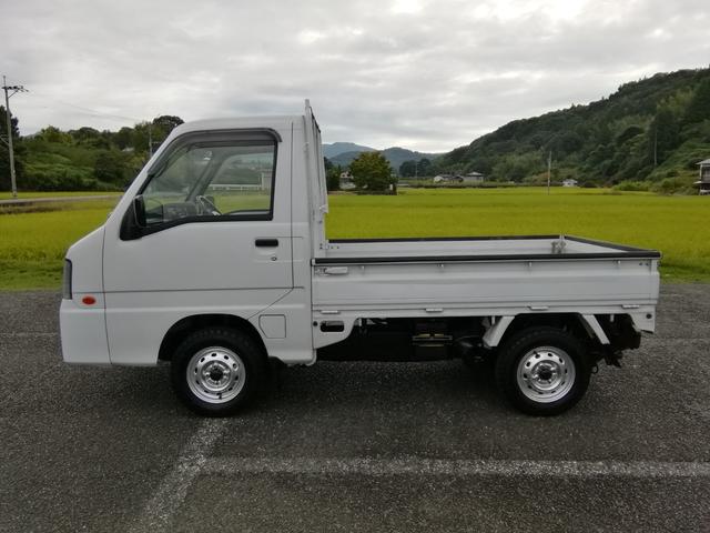 サンバートラック ＴＣ　４ＷＤ　５速ミッション　パワステ　エアコン　三方開　　走行６６６５０ｋｍ　車検８年３月　内外装クリーニング済み（9枚目）
