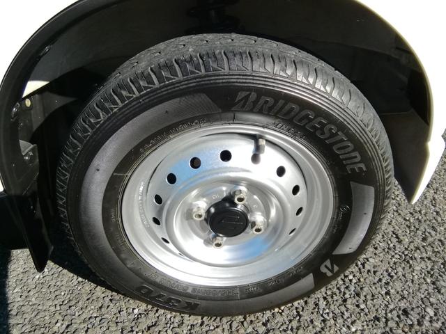 キャリイトラック ＫＣエアコン・パワステ　４ＷＤ　５速ミッション　パワステ　エアコン　三方開　　走行１４１６８０ｋｍ　タイミングチェーン　内外装クリーニング済み（19枚目）