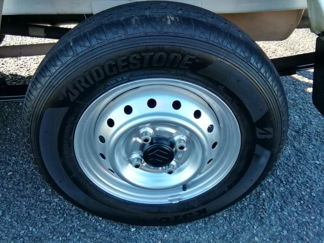キャリイトラック ＫＣエアコン・パワステ　４ＷＤ　５速ミッション　パワステ　エアコン　三方開　　走行１４１６８０ｋｍ　タイミングチェーン　内外装クリーニング済み（22枚目）