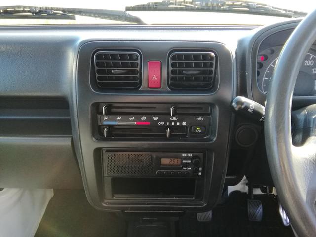 キャリイトラック ＫＣエアコン・パワステ　４ＷＤ　５速ミッション　パワステ　エアコン　三方開　　走行１４１６８０ｋｍ　タイミングチェーン　内外装クリーニング済み（27枚目）