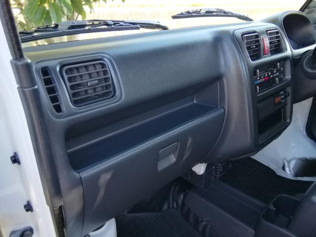キャリイトラック ＫＣエアコン・パワステ　４ＷＤ　５速ミッション　パワステ　エアコン　三方開　　走行１４１６８０ｋｍ　タイミングチェーン　内外装クリーニング済み（38枚目）