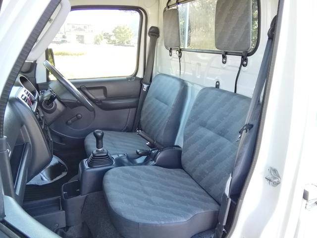 キャリイトラック ＫＣエアコン・パワステ　４ＷＤ　５速ミッション　パワステ　エアコン　三方開　　走行１４１６８０ｋｍ　タイミングチェーン　内外装クリーニング済み（39枚目）
