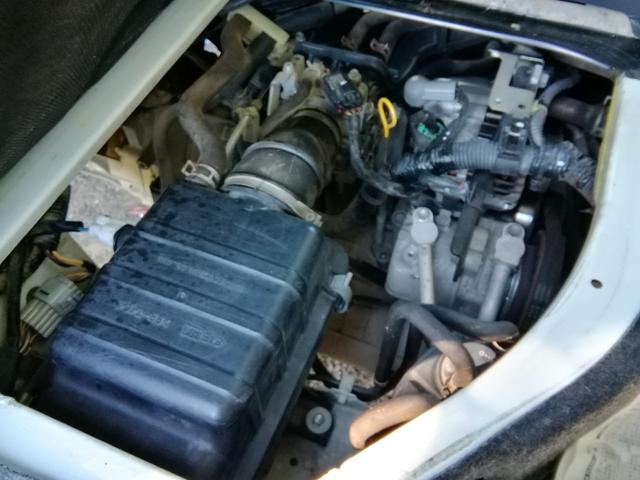 キャリイトラック ＫＣエアコン・パワステ　４ＷＤ　５速ミッション　パワステ　エアコン　三方開　　走行１４１６８０ｋｍ　タイミングチェーン　内外装クリーニング済み（46枚目）