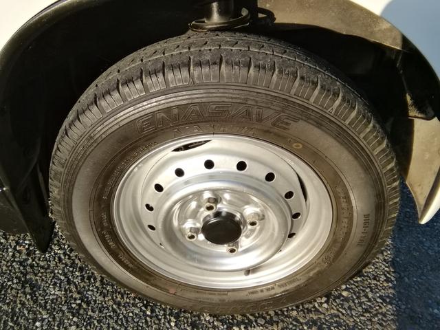 キャリイトラック ＫＣエアコン・パワステ　４ＷＤ　５速ミッション　パワステ　エアコン　三方開　　走行１２２３７０ｋｍ　タイミングチェーン　内外装クリーニング済み（19枚目）