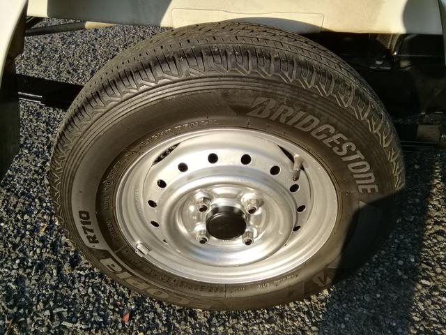 キャリイトラック ＫＣエアコン・パワステ　４ＷＤ　５速ミッション　パワステ　エアコン　三方開　　走行１２２３７０ｋｍ　タイミングチェーン　内外装クリーニング済み（20枚目）