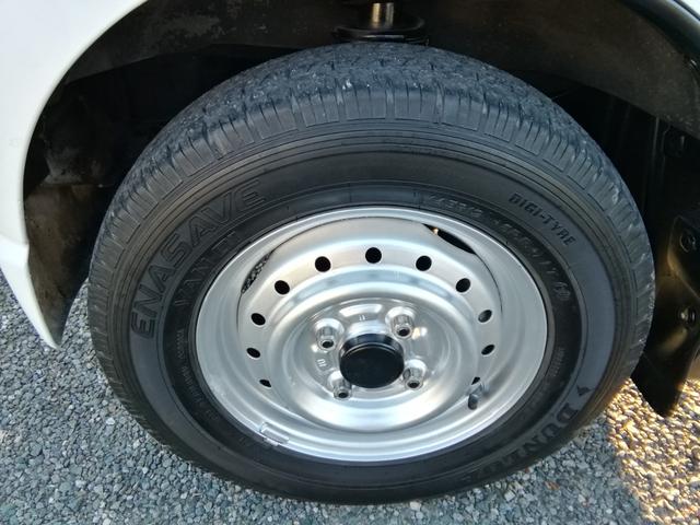 キャリイトラック ＫＣエアコン・パワステ　４ＷＤ　５速ミッション　パワステ　エアコン　三方開　　走行１２２３７０ｋｍ　タイミングチェーン　内外装クリーニング済み（21枚目）