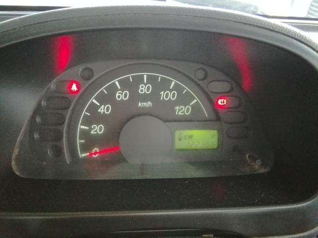キャリイトラック ＫＣエアコン・パワステ　４ＷＤ　５速ミッション　パワステ　エアコン　三方開　　走行１２２３７０ｋｍ　タイミングチェーン　内外装クリーニング済み（32枚目）