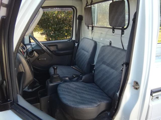 キャリイトラック ＫＣエアコン・パワステ　４ＷＤ　５速ミッション　パワステ　エアコン　三方開　　走行１２２３７０ｋｍ　タイミングチェーン　内外装クリーニング済み（36枚目）