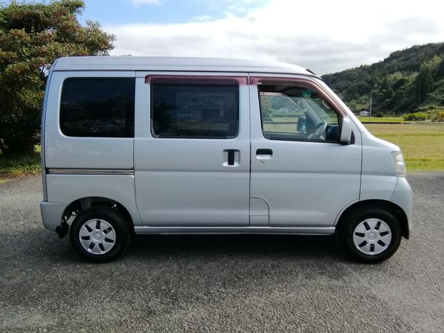 ハイゼットカーゴ DX 4WD ハイルーフ オートマ パワステ エアコン 両側スライドドア Wエアバック 前後パワーウィンドウ キーレス 走行131650km タイミングチェーン 内外装クリーニング済(4枚目)