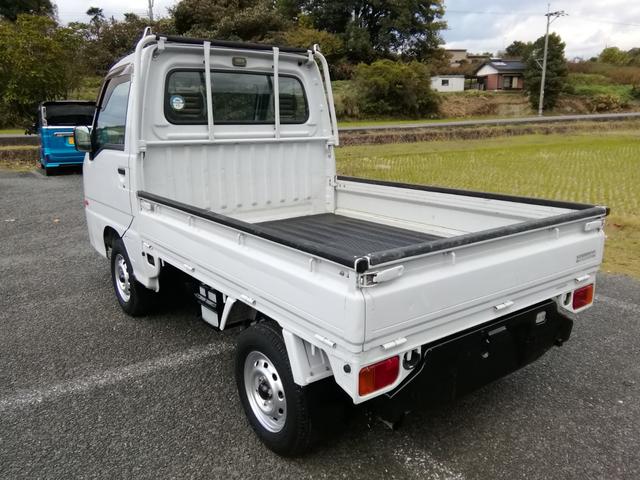 サンバートラック ＴＢ　４ＷＤ　５速ミッション　パワステ　エアコン　三方開　　走行７８３００ｋｍｋｍ　内外装クリーニング済み　車検８年５月（8枚目）