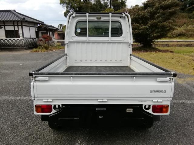 サンバートラック ＴＢ　４ＷＤ　５速ミッション　パワステ　エアコン　三方開　　走行７８３００ｋｍｋｍ　内外装クリーニング済み　車検８年５月（9枚目）