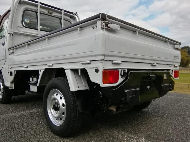 サンバートラック ＴＢ　４ＷＤ　５速ミッション　パワステ　エアコン　三方開　　走行７８３００ｋｍｋｍ　内外装クリーニング済み　車検８年５月（17枚目）