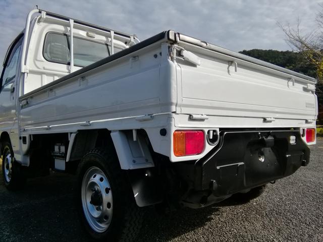 サンバートラック 　４ＷＤ　５速ミッション　パワステ　エアコン　三方開　　走行１１９３００ｋｍ　タイミグベルト交換済み　内外装クリーニング済み　車検２年付き（13枚目）