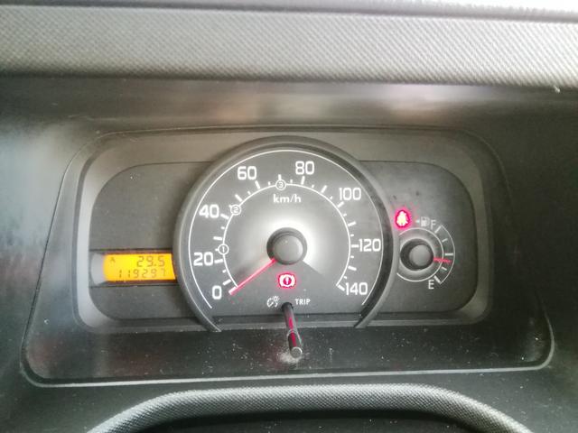 サンバートラック 　４ＷＤ　５速ミッション　パワステ　エアコン　三方開　　走行１１９３００ｋｍ　タイミグベルト交換済み　内外装クリーニング済み　車検２年付き（26枚目）