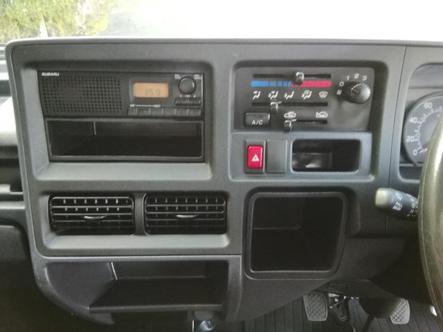 サンバートラック 　４ＷＤ　５速ミッション　パワステ　エアコン　三方開　　走行１１９３００ｋｍ　タイミグベルト交換済み　内外装クリーニング済み　車検２年付き（27枚目）