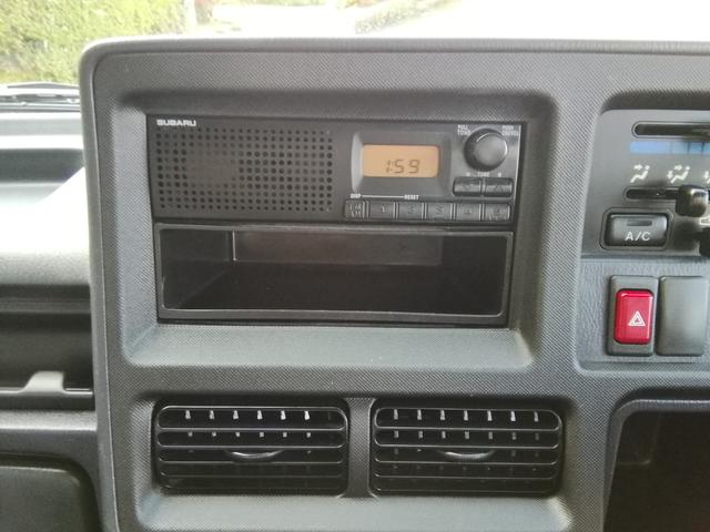 サンバートラック 　４ＷＤ　５速ミッション　パワステ　エアコン　三方開　　走行１１９３００ｋｍ　タイミグベルト交換済み　内外装クリーニング済み　車検２年付き（28枚目）