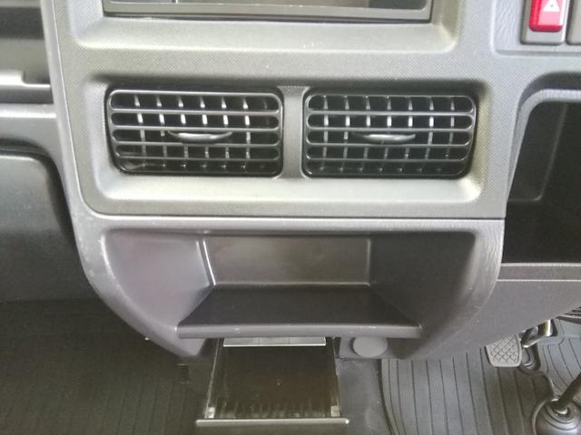 サンバートラック 　４ＷＤ　５速ミッション　パワステ　エアコン　三方開　　走行１１９３００ｋｍ　タイミグベルト交換済み　内外装クリーニング済み　車検２年付き（29枚目）