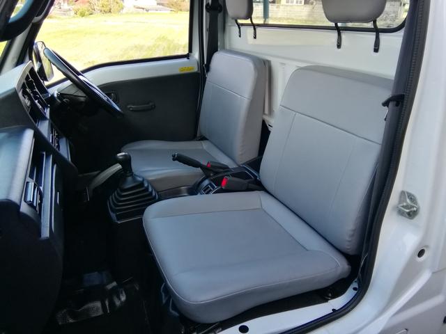 サンバートラック 　４ＷＤ　５速ミッション　パワステ　エアコン　三方開　　走行１１９３００ｋｍ　タイミグベルト交換済み　内外装クリーニング済み　車検２年付き（37枚目）