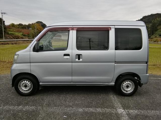 ハイゼットカーゴ 　４ＷＤ　ハイルーフ　５速ミッション　パワステ　エアコン　両側スライドドア　Ｗエアバック　前後パワーウィンドウ　キーレス　走行５５７６０ｋｍ　タイミングチェーン（8枚目）