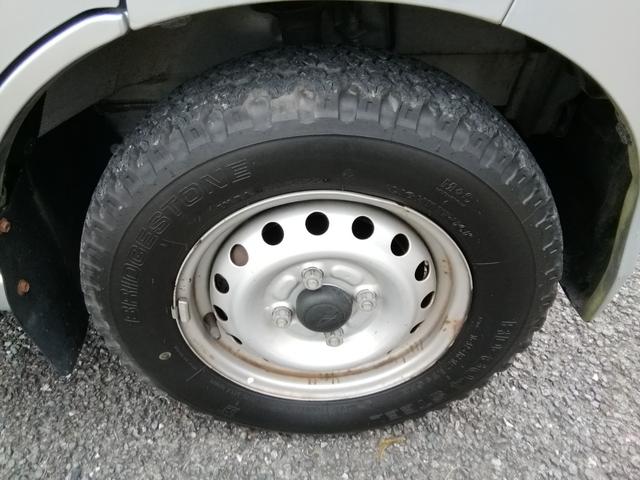 ハイゼットカーゴ 　４ＷＤ　ハイルーフ　５速ミッション　パワステ　エアコン　両側スライドドア　Ｗエアバック　前後パワーウィンドウ　キーレス　走行５５７６０ｋｍ　タイミングチェーン（14枚目）
