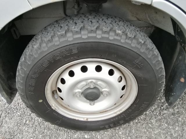 ハイゼットカーゴ 　４ＷＤ　ハイルーフ　５速ミッション　パワステ　エアコン　両側スライドドア　Ｗエアバック　前後パワーウィンドウ　キーレス　走行５５７６０ｋｍ　タイミングチェーン（16枚目）