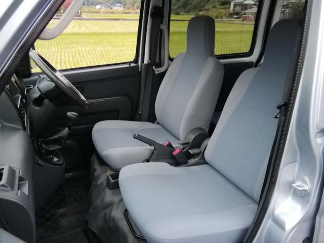 ハイゼットカーゴ 　４ＷＤ　ハイルーフ　５速ミッション　パワステ　エアコン　両側スライドドア　Ｗエアバック　前後パワーウィンドウ　キーレス　走行５５７６０ｋｍ　タイミングチェーン（34枚目）