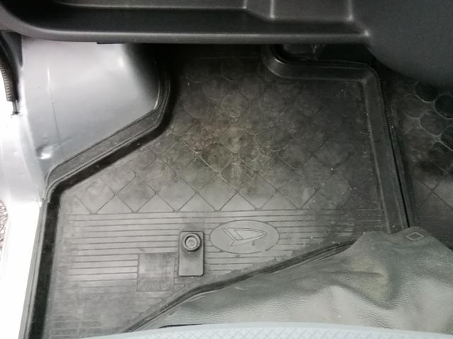 ハイゼットカーゴ 　４ＷＤ　ハイルーフ　５速ミッション　パワステ　エアコン　両側スライドドア　Ｗエアバック　前後パワーウィンドウ　キーレス　走行５５７６０ｋｍ　タイミングチェーン（36枚目）