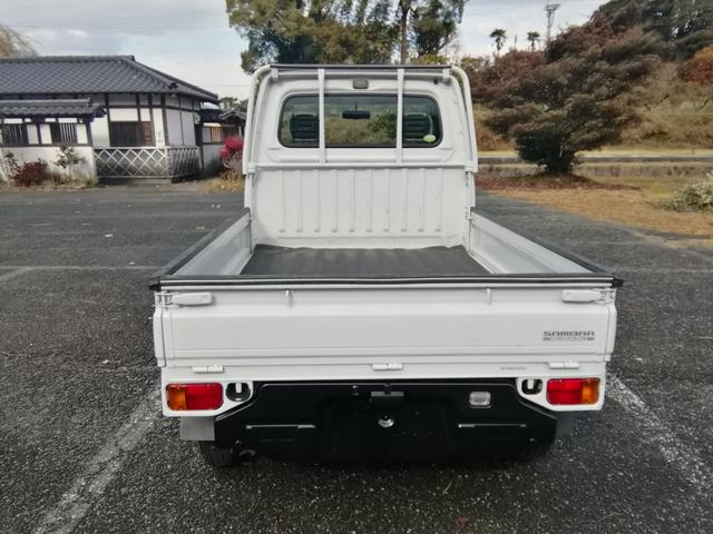 サンバートラック TB 5速ミッション パワステ エアコン 三方開 走行118000km タイミグベルト交換済み 内外装クリーニング済み 車検2年付き(6枚目)