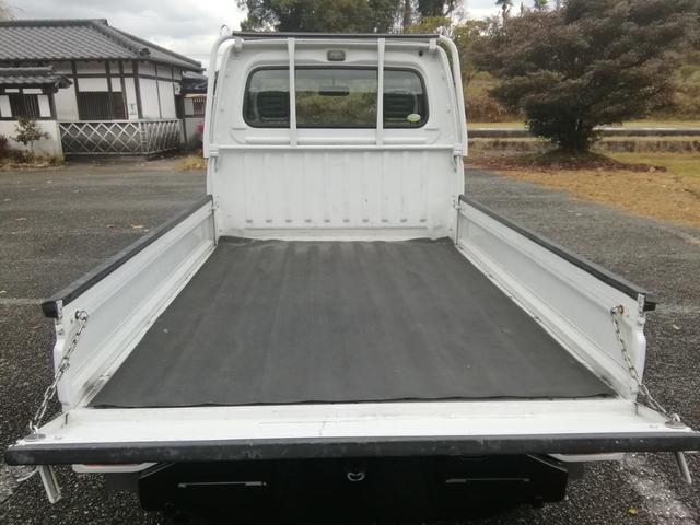 サンバートラック TB 5速ミッション パワステ エアコン 三方開 走行118000km タイミグベルト交換済み 内外装クリーニング済み 車検2年付き(7枚目)