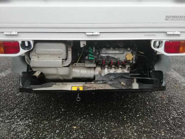 サンバートラック TB 5速ミッション パワステ エアコン 三方開 走行118000km タイミグベルト交換済み 内外装クリーニング済み 車検2年付き(24枚目)