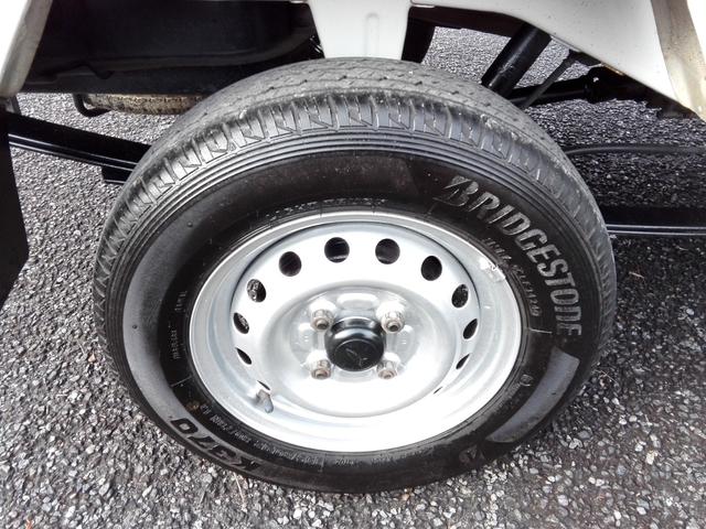 ハイゼットトラック エアコン・パワステ スペシャル 4WD 5速ミッション パワステ エアコン 三方開 走行67900km タイミングチェーン 内外装クリーニング済み 車検2年渡し(22枚目)