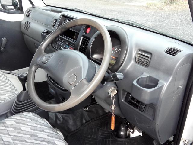 ハイゼットトラック エアコン・パワステ スペシャル 4WD 5速ミッション パワステ エアコン 三方開 走行67900km タイミングチェーン 内外装クリーニング済み 車検2年渡し(24枚目)