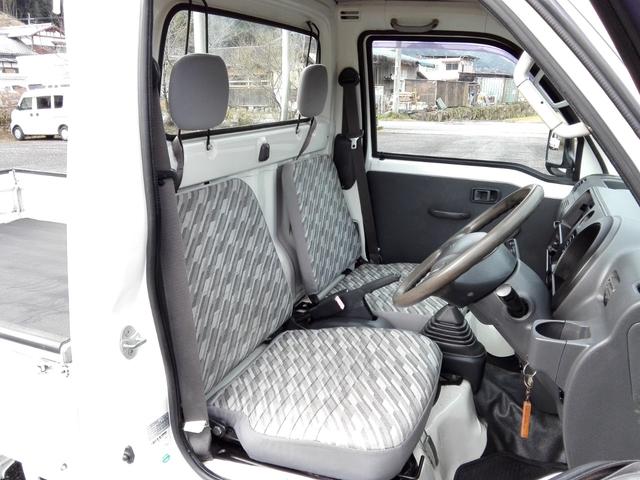 ハイゼットトラック エアコン・パワステ スペシャル 4WD 5速ミッション パワステ エアコン 三方開 走行67900km タイミングチェーン 内外装クリーニング済み 車検2年渡し(25枚目)