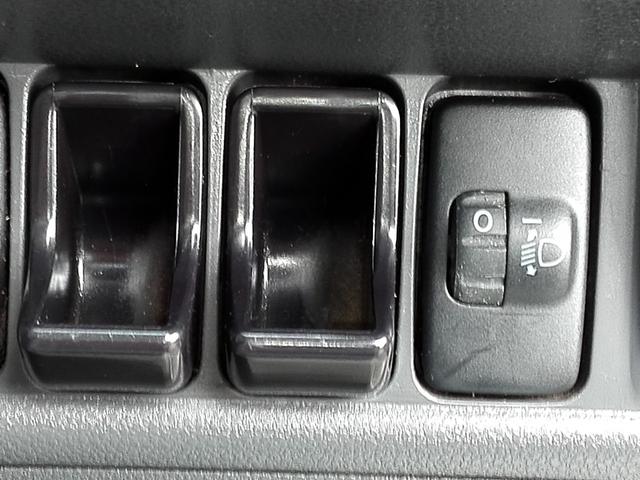 ハイゼットトラック エアコン・パワステ スペシャル 4WD 5速ミッション パワステ エアコン 三方開 走行67900km タイミングチェーン 内外装クリーニング済み 車検2年渡し(34枚目)