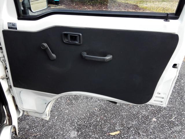 ハイゼットトラック エアコン・パワステ スペシャル 4WD 5速ミッション パワステ エアコン 三方開 走行67900km タイミングチェーン 内外装クリーニング済み 車検2年渡し(36枚目)