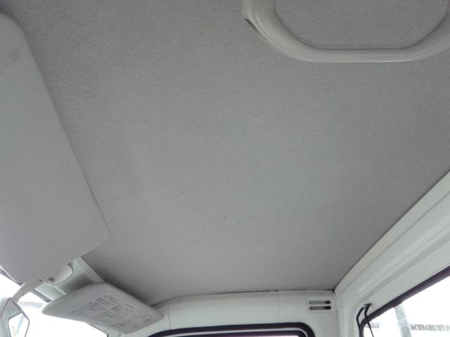 ハイゼットトラック エアコン・パワステ スペシャル 4WD 5速ミッション パワステ エアコン 三方開 走行67900km タイミングチェーン 内外装クリーニング済み 車検2年渡し(37枚目)