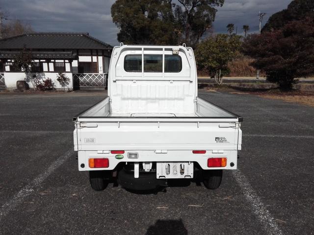 キャリイトラック ＫＣエアコン・パワステ農繁仕様　４ＷＤ　５速ミッション　エアコン　パワステ　三方開　走行１０３０００ｍ　タイミングチェーン　車検９年１２月　内外装クリーニング済（6枚目）