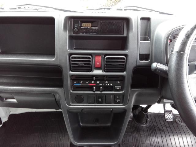 キャリイトラック ＫＣエアコン・パワステ農繁仕様　４ＷＤ　５速ミッション　エアコン　パワステ　三方開　走行１０３０００ｍ　タイミングチェーン　車検９年１２月　内外装クリーニング済（31枚目）