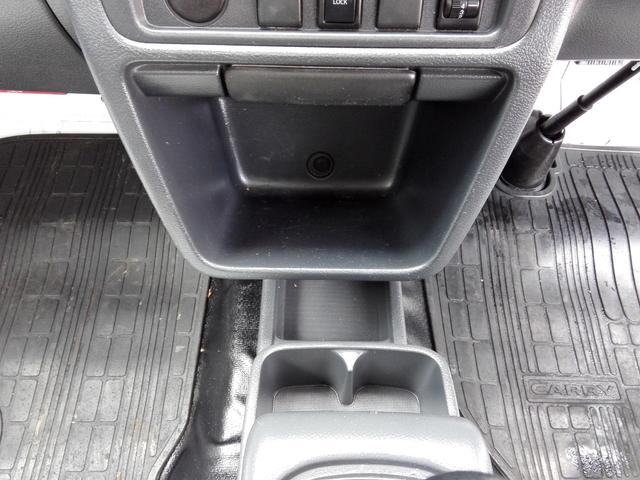 キャリイトラック ＫＣエアコン・パワステ農繁仕様　４ＷＤ　５速ミッション　エアコン　パワステ　三方開　走行１０３０００ｍ　タイミングチェーン　車検９年１２月　内外装クリーニング済（34枚目）