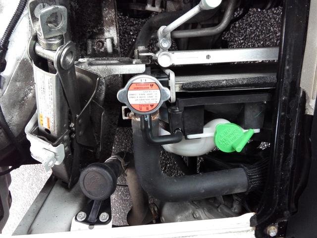 キャリイトラック ＫＣエアコン・パワステ農繁仕様　４ＷＤ　５速ミッション　エアコン　パワステ　三方開　走行１０３０００ｍ　タイミングチェーン　車検９年１２月　内外装クリーニング済（49枚目）