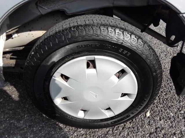 ハイゼットカーゴ クルーズ 4WD ハイルーフ オートマ パワステ エアコン 両側スライドドア Wエアバック 前後パワーウィンドウ 走行127150km タイミングチェーン 内外装クリーニング済 車検8年6月(17枚目)